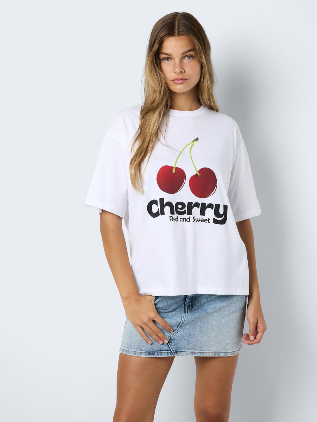 Camiseta Cherry - Noisy May